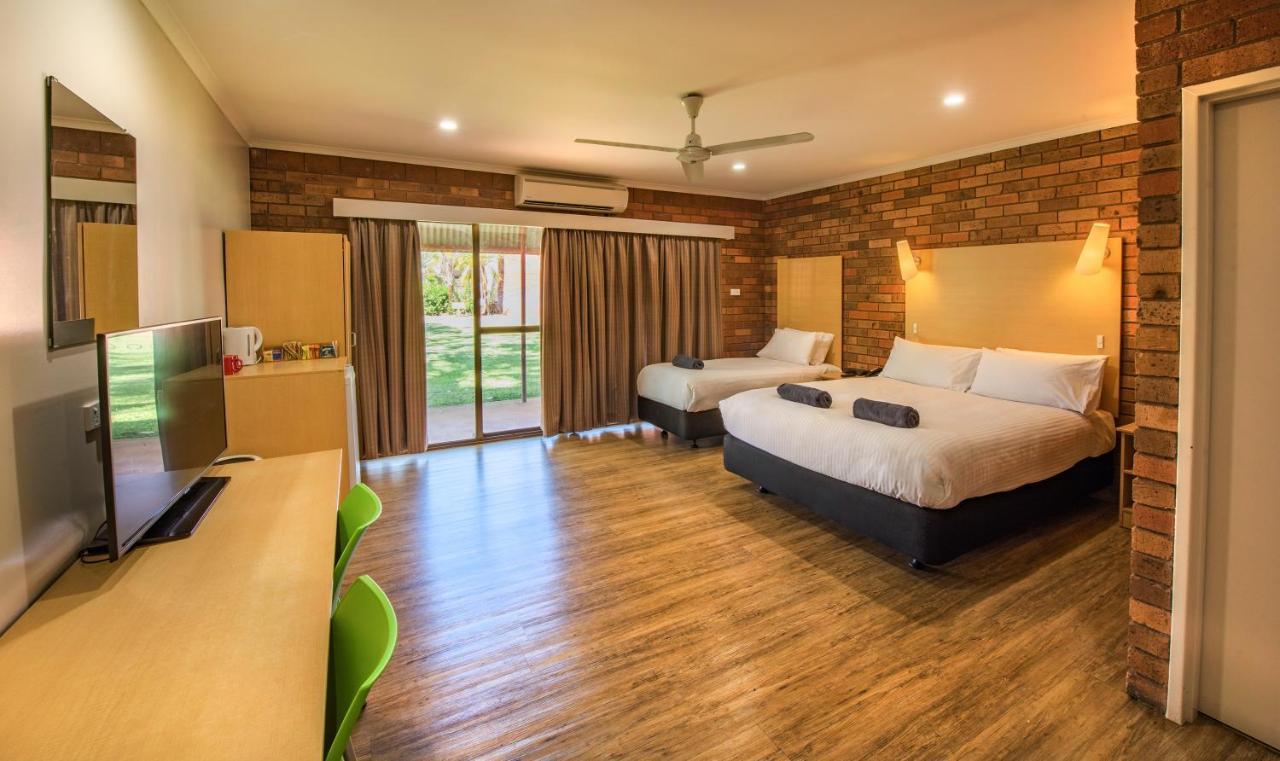 Contour Hotel Katherine Luaran gambar
